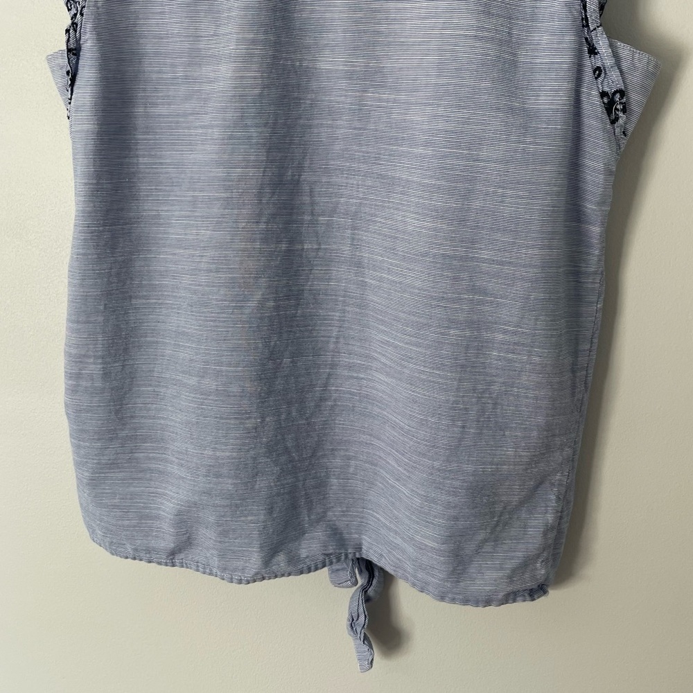 Sleeveless Front Tie Tank Womens XS Blue Stripe Top Western Rodeo Stampede EUC - Picture 7 of 9